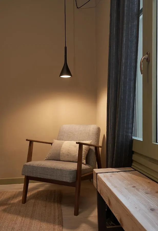 Apartment Maya - Two Bedroom In Enric Granados Barcelona Spain