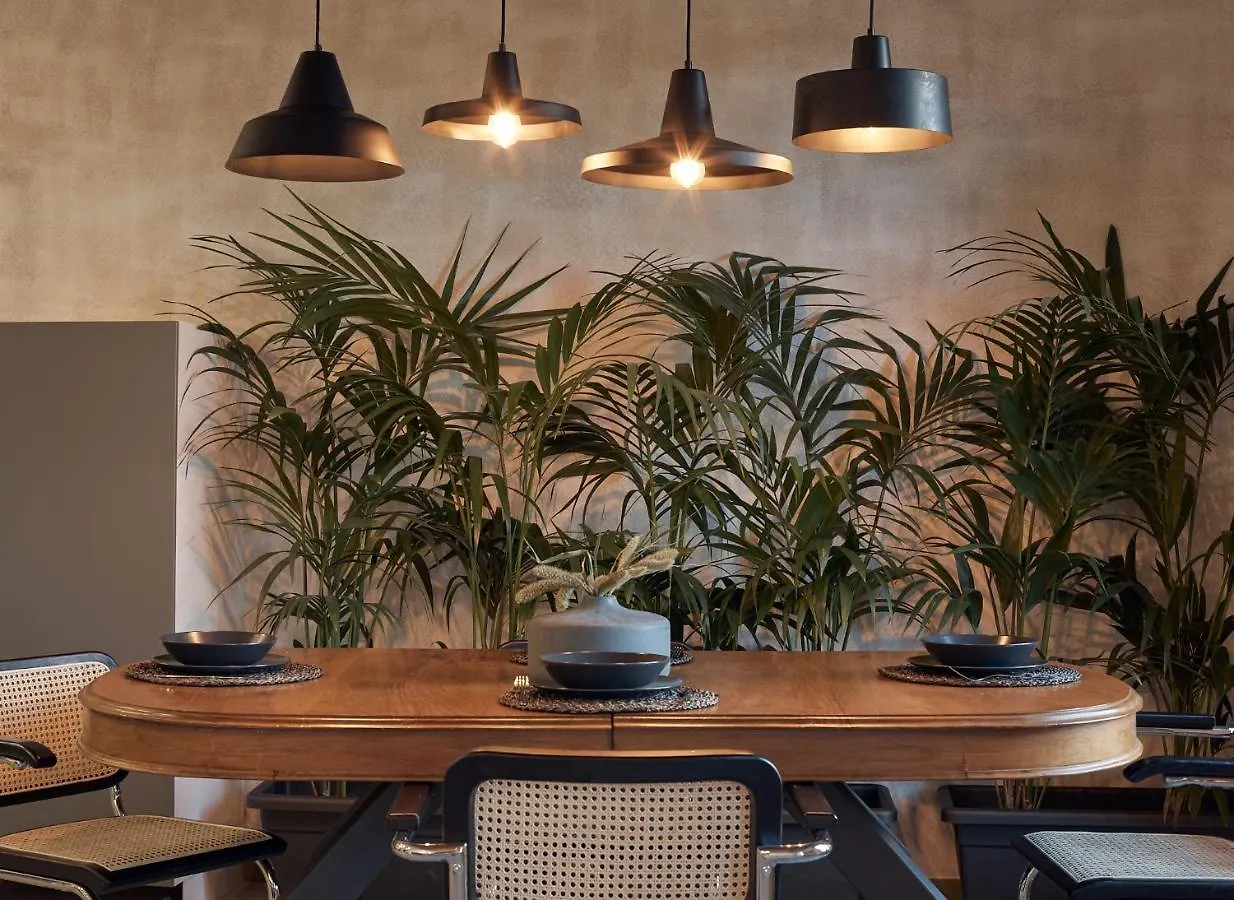Apartment Maya - Two Bedroom In Enric Granados Barcelona